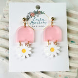 Daisy Chain Brooke Earrings- Coral