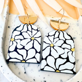 Noir Daisy Earrings