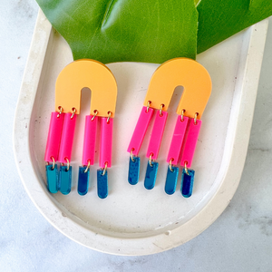 Endless Summer Audrey Earrings- Hibiscus