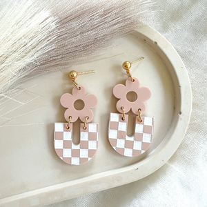 Everyday Mia Earrings- Blush